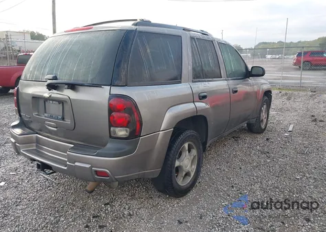 2007 Chevrolet Trailblazer Ls z USA, uszkodzony, nr VIN 1GNDS13SX72160844